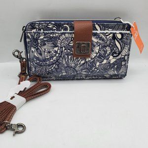 NWT SAKROOTS TECH IT OUT PHONE CASE WALLET CROSSBODY BAG